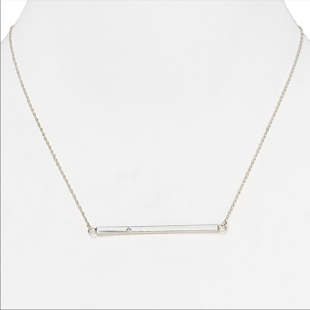 Jennifer Zeuner bar necklace